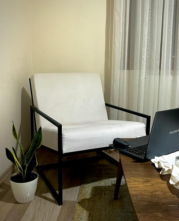 Tips for Creating a Cosy and Inviting Living Room Space at Home